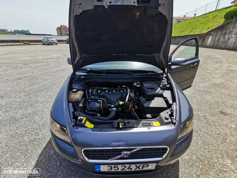 Volvo S40 2.0 D Nível 1 - 7