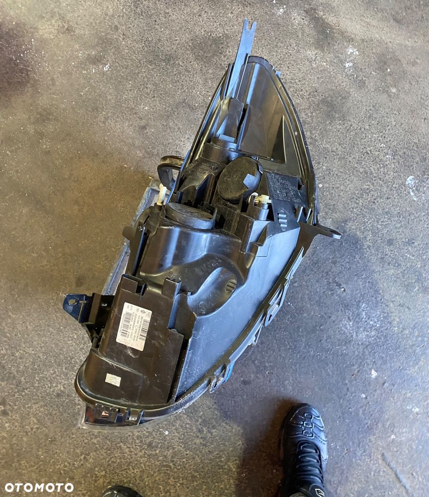 RENAULT CLIO 4 IV LAMPA PRZEDNIA PRAWA REFLEKTOR PRAWY PRZÓD EUROPA 260102796R Wwa - 12
