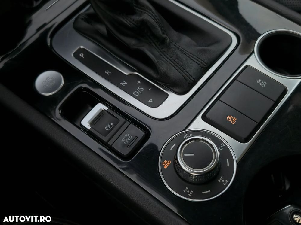 Volkswagen Touareg 3.0 V6 TDI SCR Blue Motion DPF Automatik Executive Edition - 22