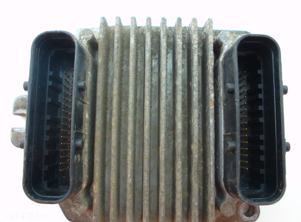 Sterownik Komputer Silnika CPCY 09364599 D99004 - 3