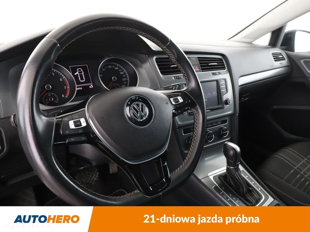 Volkswagen Golf - 12