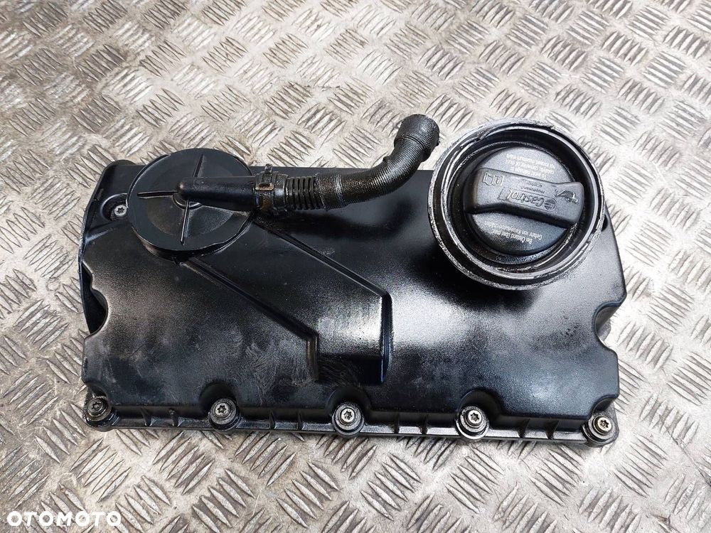 POKRYWA ZAWORÓW VOLKSWAGEN GOLF IV 1.9 TDI 038103469AD 038103475N - 1
