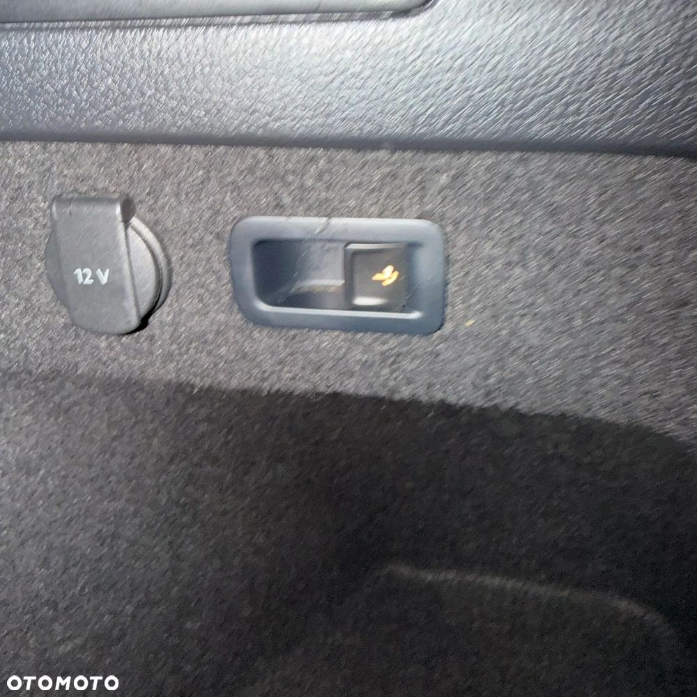 Volkswagen Passat - 9