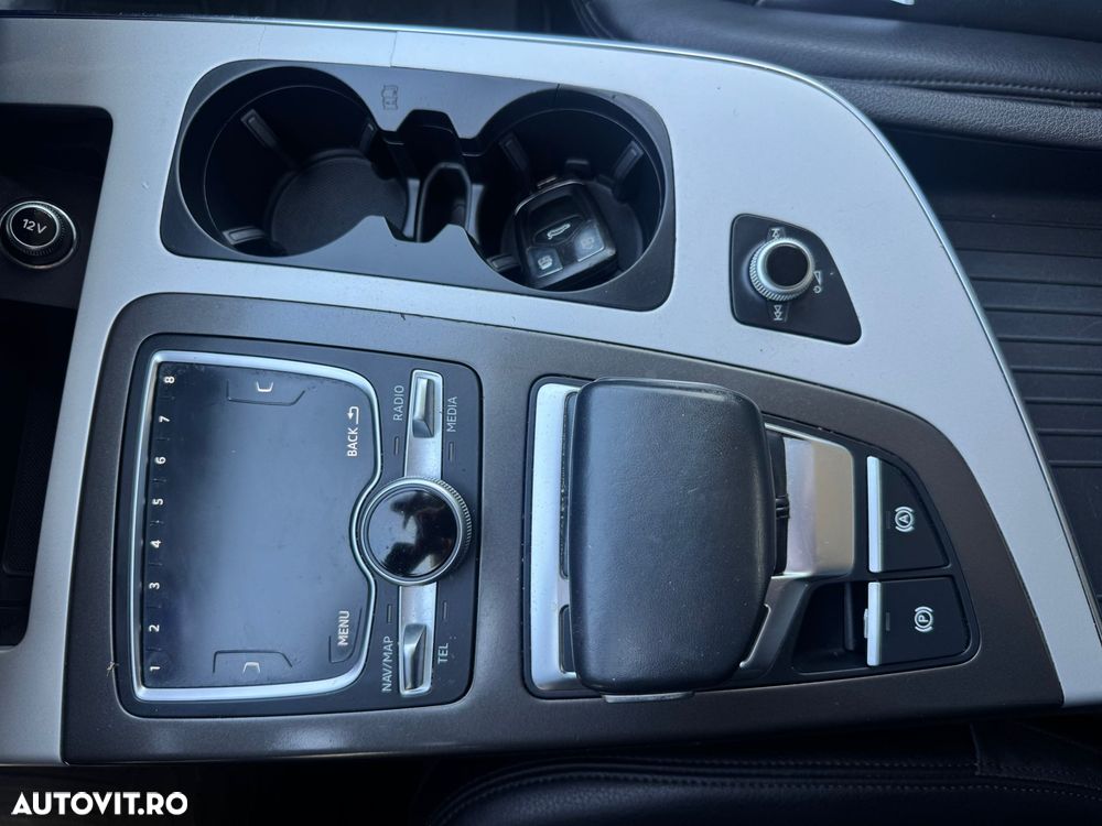 Audi Q7 3.0 TDI Quattro Tiptronic - 16