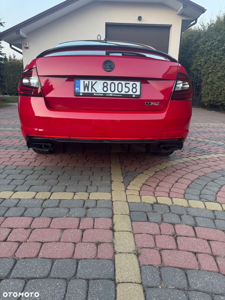 Skoda Octavia 2.0 TSI RS Challenge 245 DSG - 2