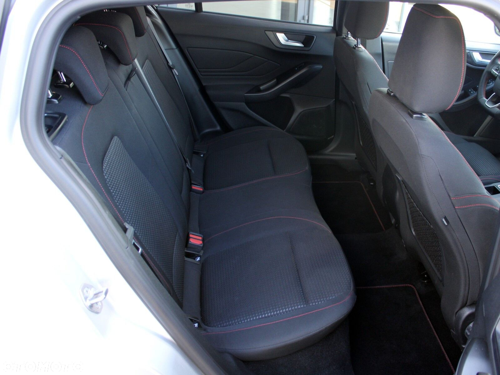 Ford Focus 1.5 EcoBlue ST-Line X - 14