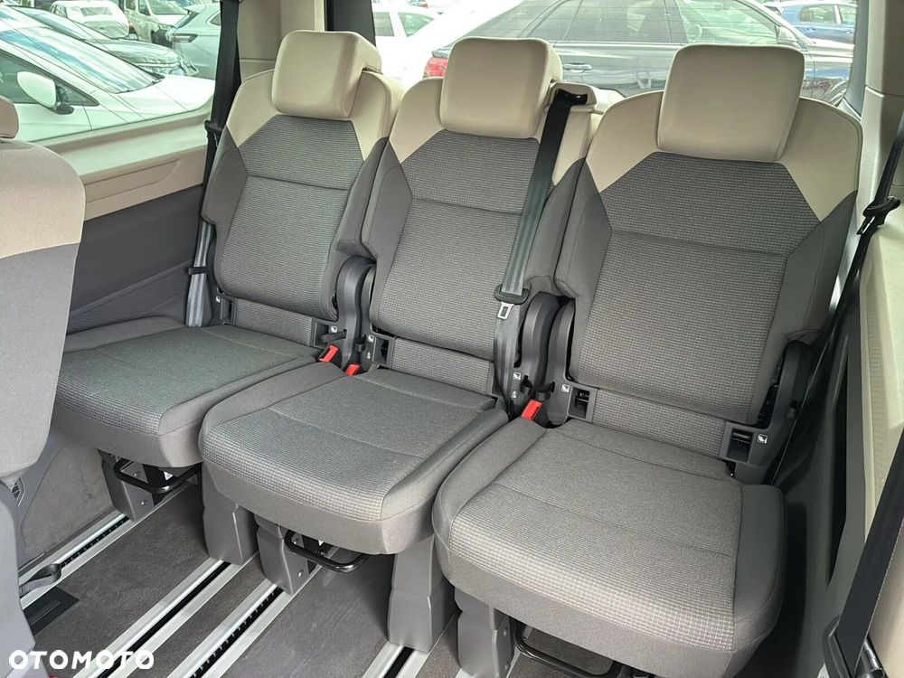 Volkswagen multivan BASIC FAMILY 2.0TDI 150 KM długi r.o. (L2) - 18