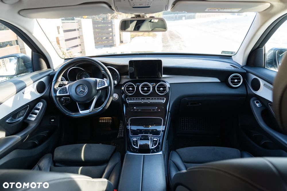 Mercedes-Benz GLC - 9
