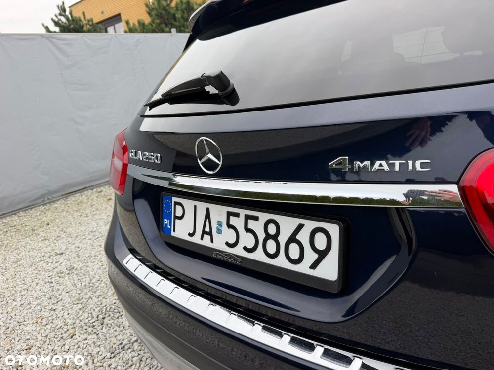 Mercedes-Benz GLA 250 7G-DCT Style - 11