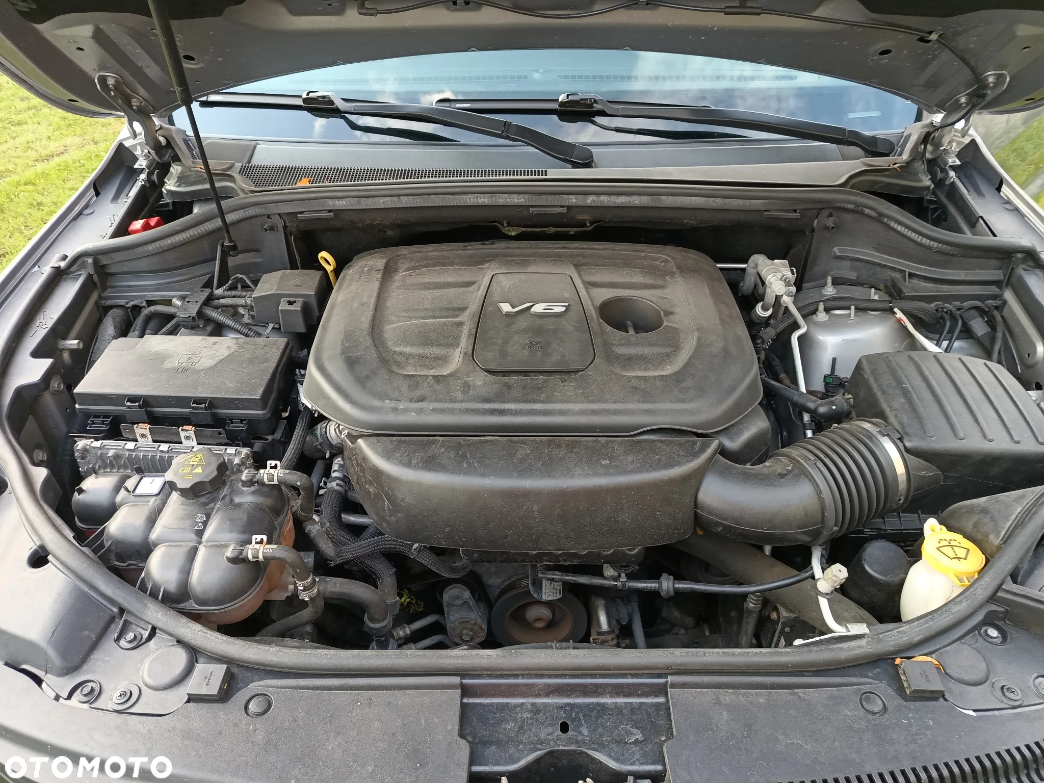 Jeep Grand Cherokee - 14