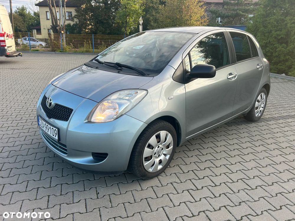 Toyota Yaris 1.3 VVT-i Sol - 20