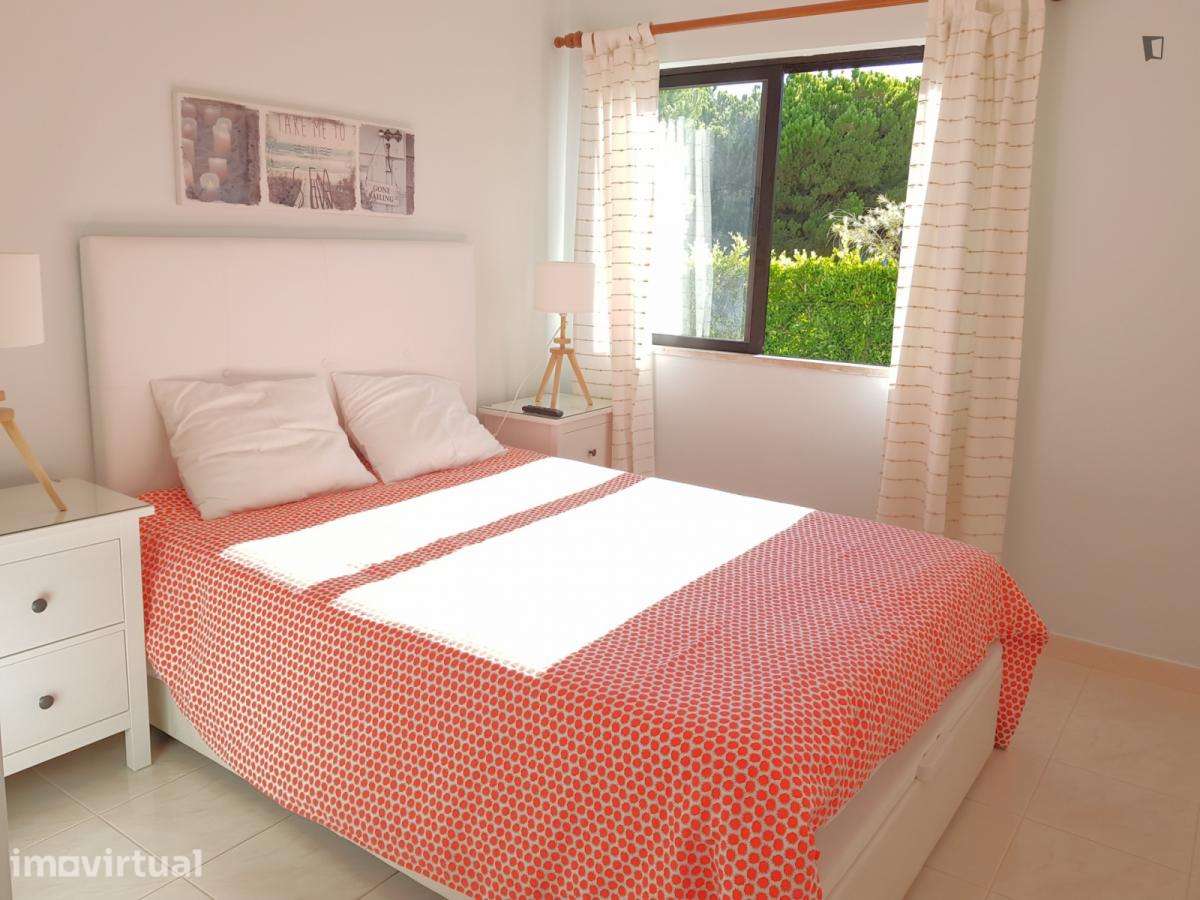 Apartamento com 2 quartos - localizado em Albufeira - Grande imagem: 2/25