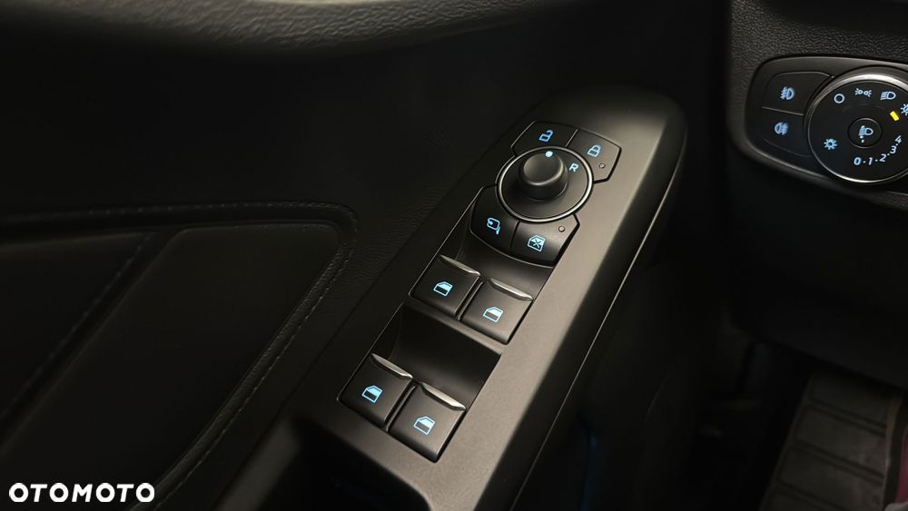 Ford Focus 1.0 EcoBoost mHEV Titanium X - 21