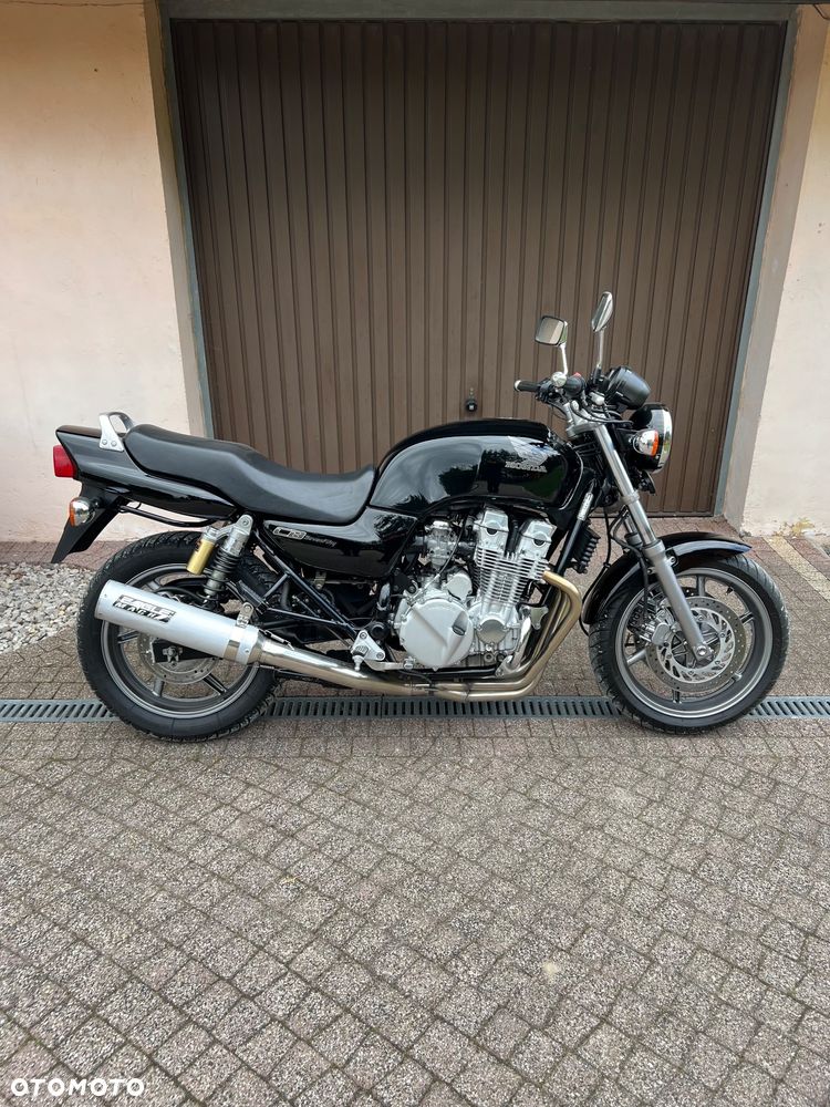 Honda CB - 10