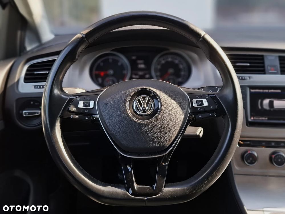 Volkswagen Golf VII 1.6 TDI BMT Comfortline - 12