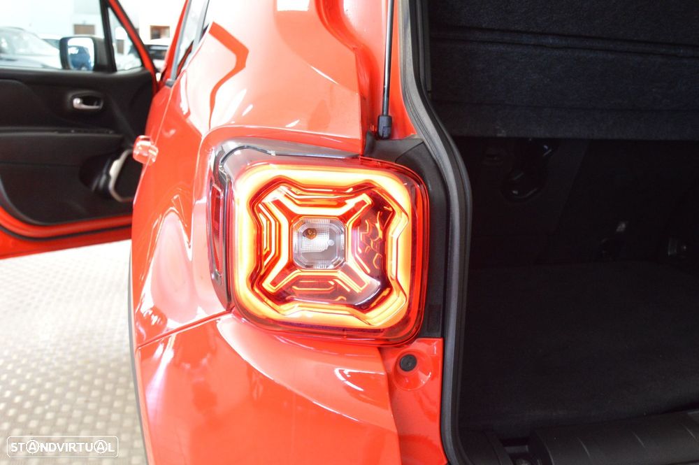 Jeep Renegade 1.0 T Limited - 18