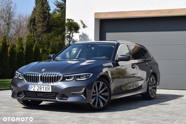 BMW Seria 3 320d xDrive Luxury Line sport