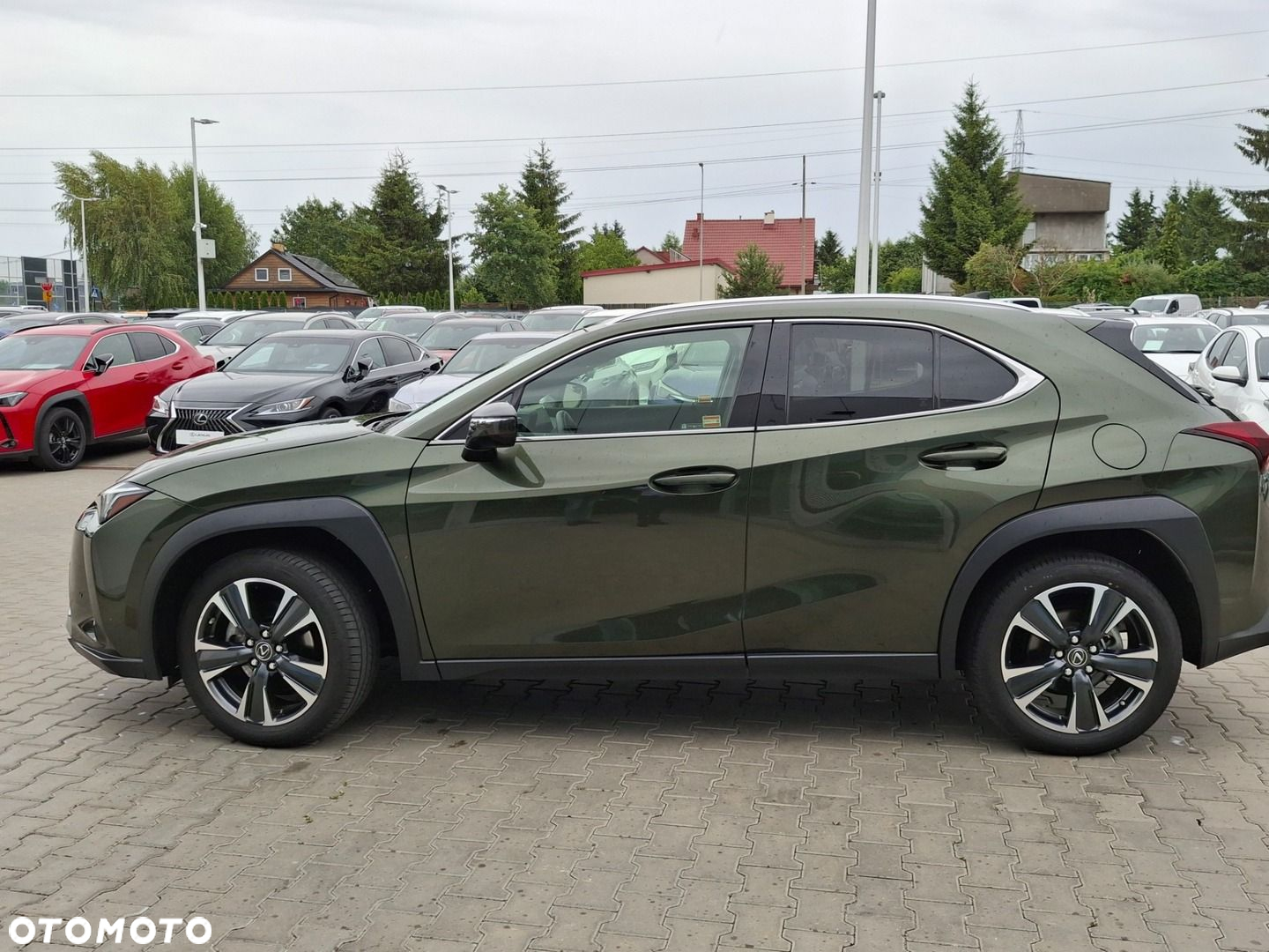 Lexus UX - 21