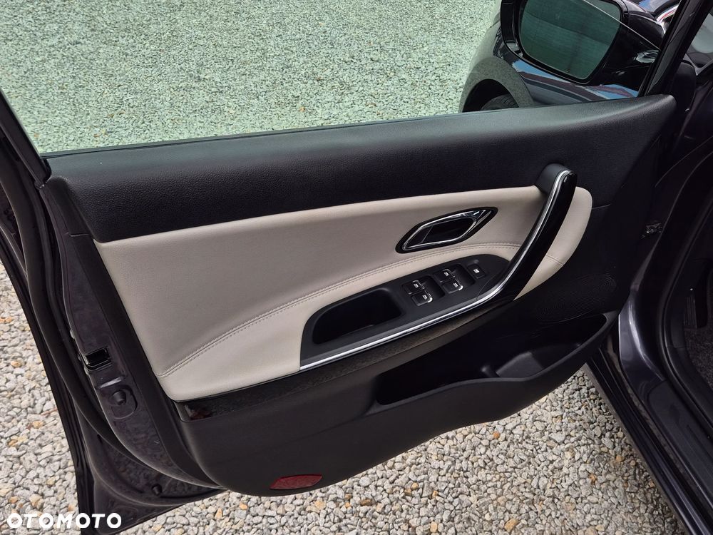 Kia Ceed 1.6 CRDi 136 ISG Platinum Edition - 28
