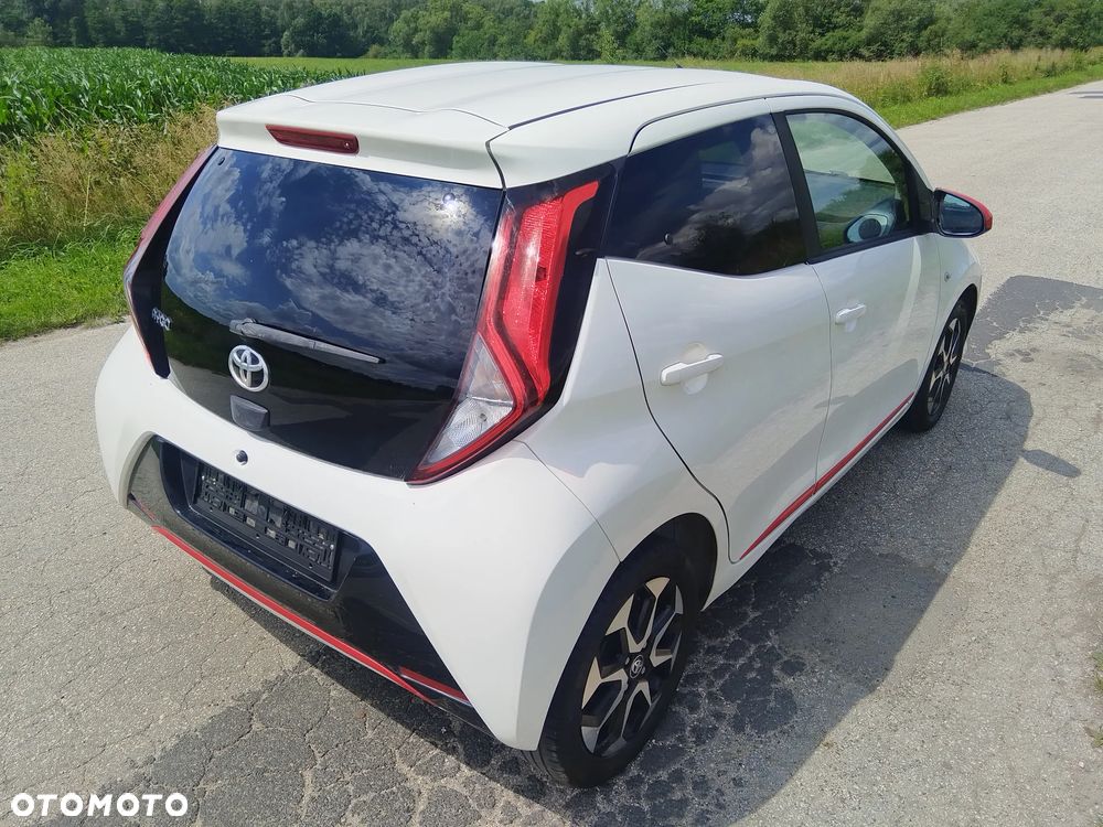 Toyota Aygo 1.0 VVT-i Color Edition - 9