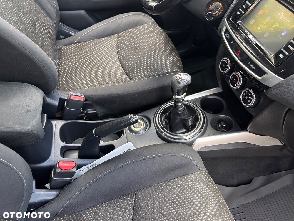 Mitsubishi ASX 1.8 DI-D 4WD Instyle - 24
