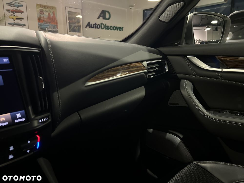 Maserati Levante S Granlusso - 18