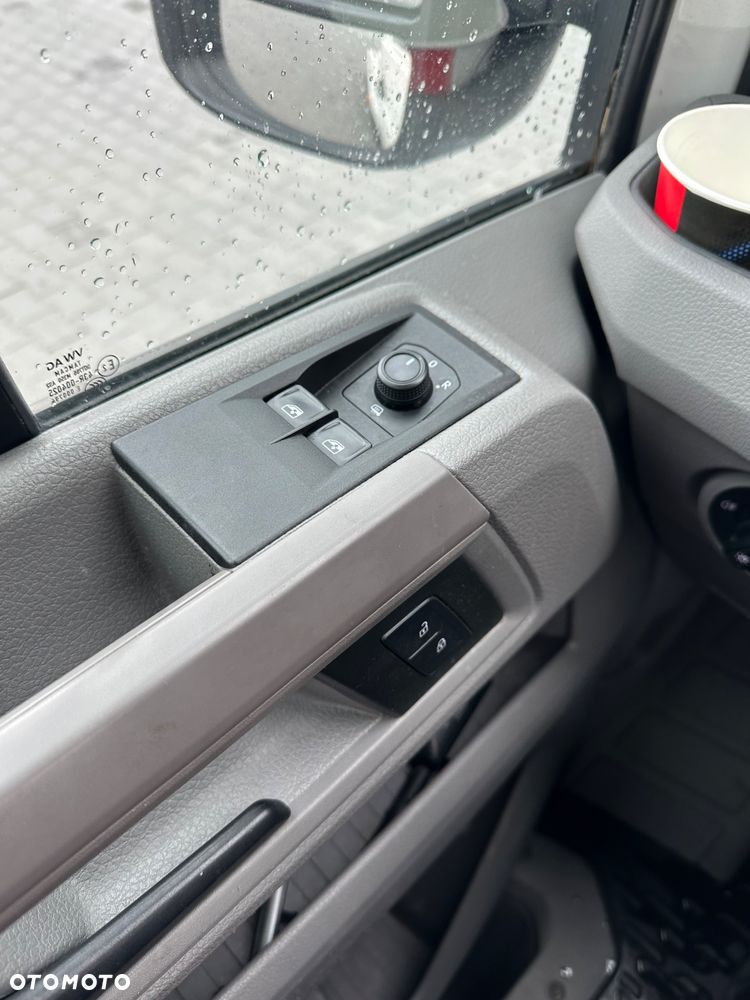 Volkswagen CRAFTER - 14