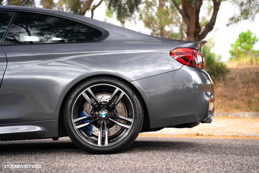 BMW M4 Auto - 26