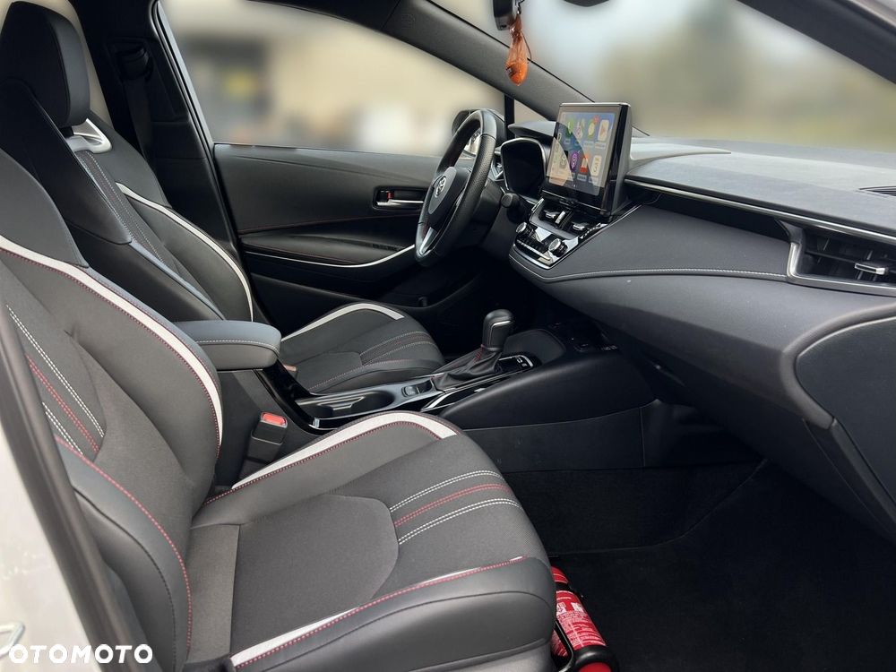 Toyota Corolla 1.8 Hybrid GR Sport Dynamic - 13