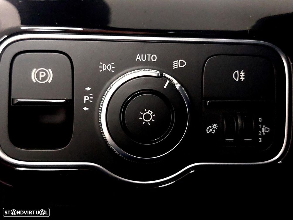 Mercedes-Benz A 180 Limousine d Style Aut. - 20