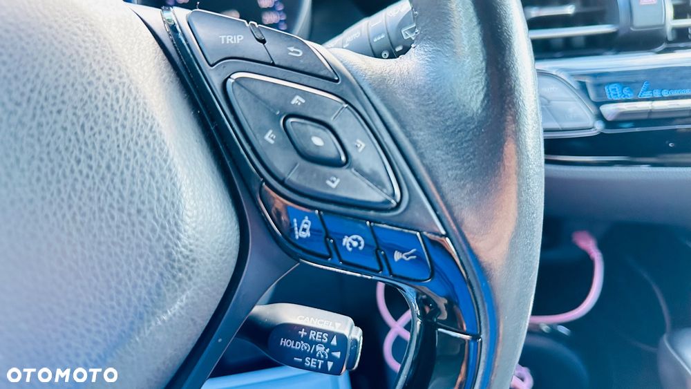 Toyota C-HR 2.0 Lounge - 22