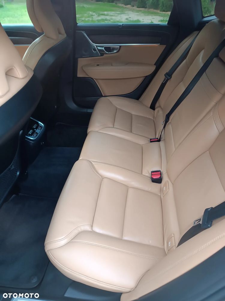 Volvo S90 B5 D AWD Inscription - 19