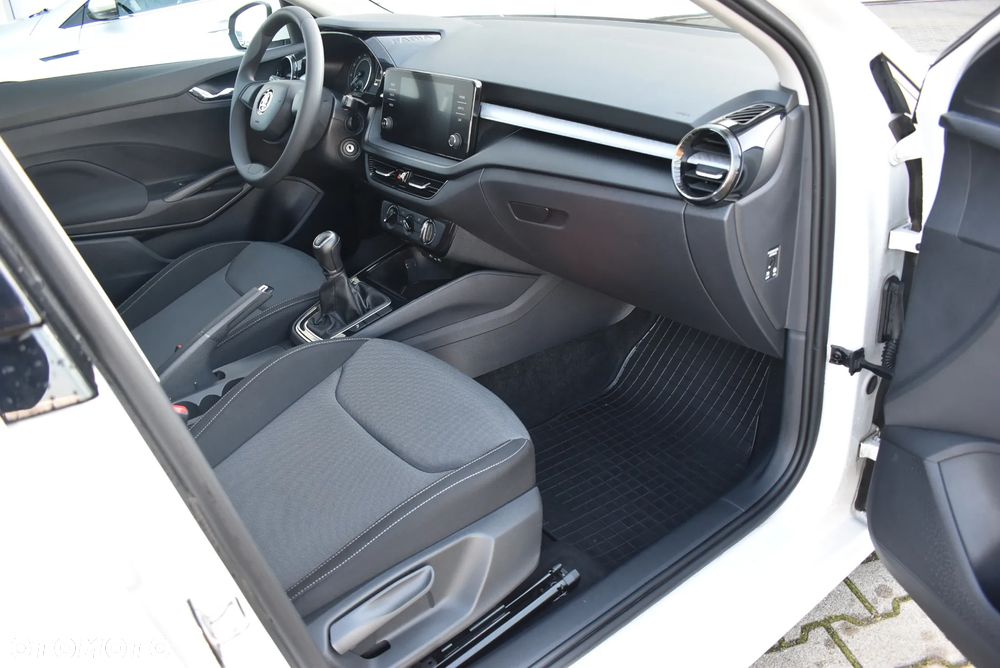 Skoda Fabia 1.0 Ambition - 15