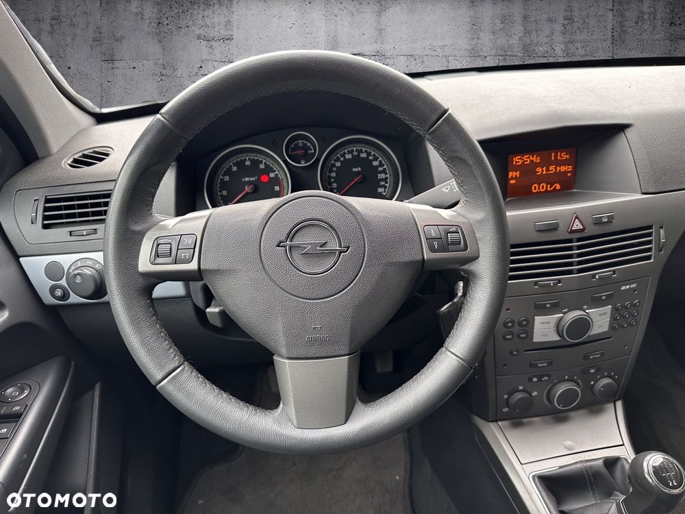 Opel Astra 1.6 Edition - 11