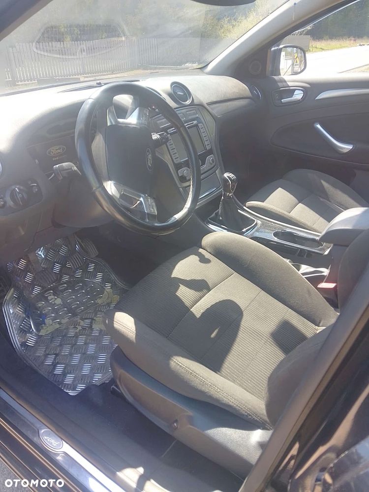 Ford Mondeo 2.0 Titanium - 4