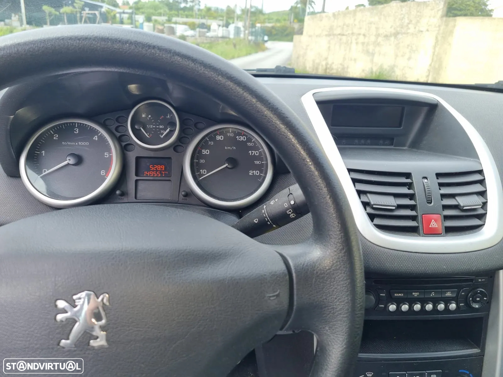 Peugeot 207 90 HDi FAP (Blue Lion) 98G - 7