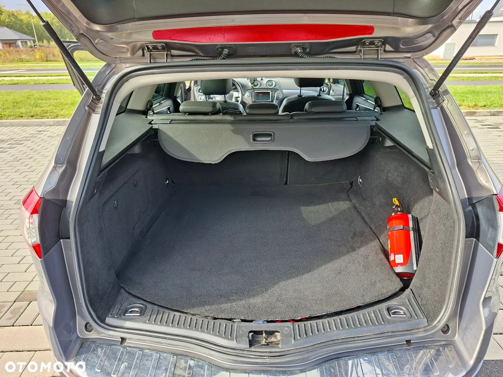 Ford Mondeo 2.0 T Titanium MPS6 - 11