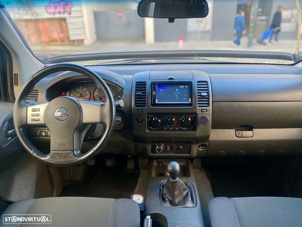 Nissan Navara 2.5 dCi CD LE 4WD - 19