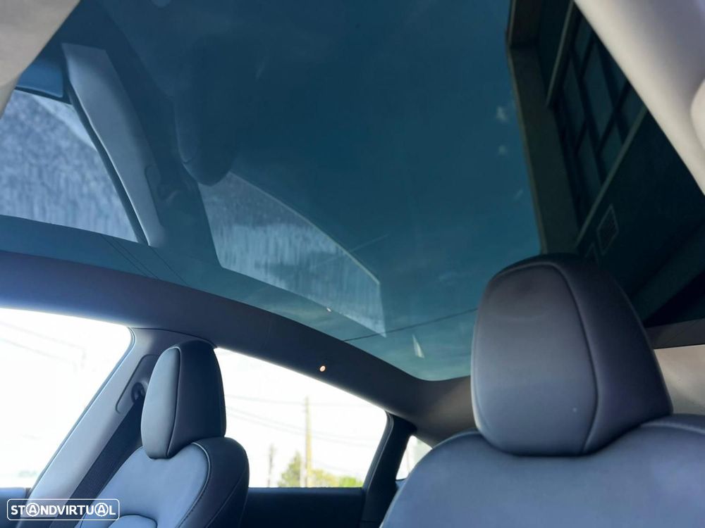 Tesla Model Y Tração Traseira - 12
