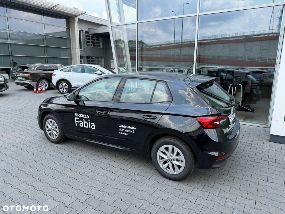 Skoda Fabia 1.0 TSI Edition 130 DSG - 4