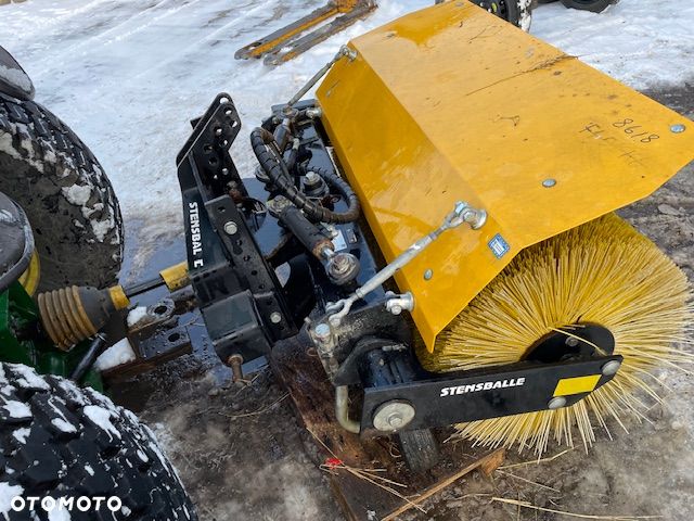 Zamiatarka odśnieżarka szczotka hydrauliczna GMR Stensballe Kubota Iseki Epoke - 6