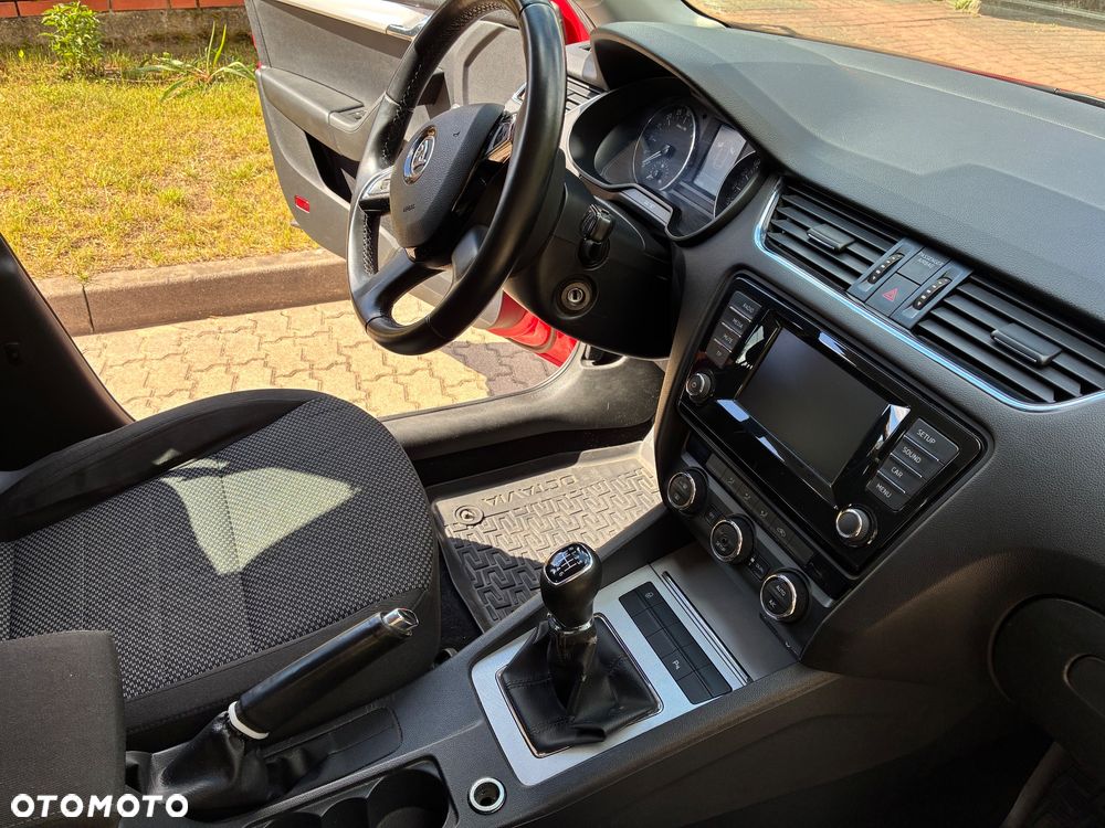 Skoda Octavia 2.0 TDI Ambition - 19