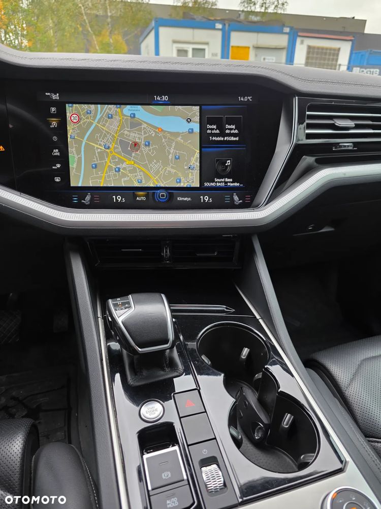 Volkswagen Touareg - 10