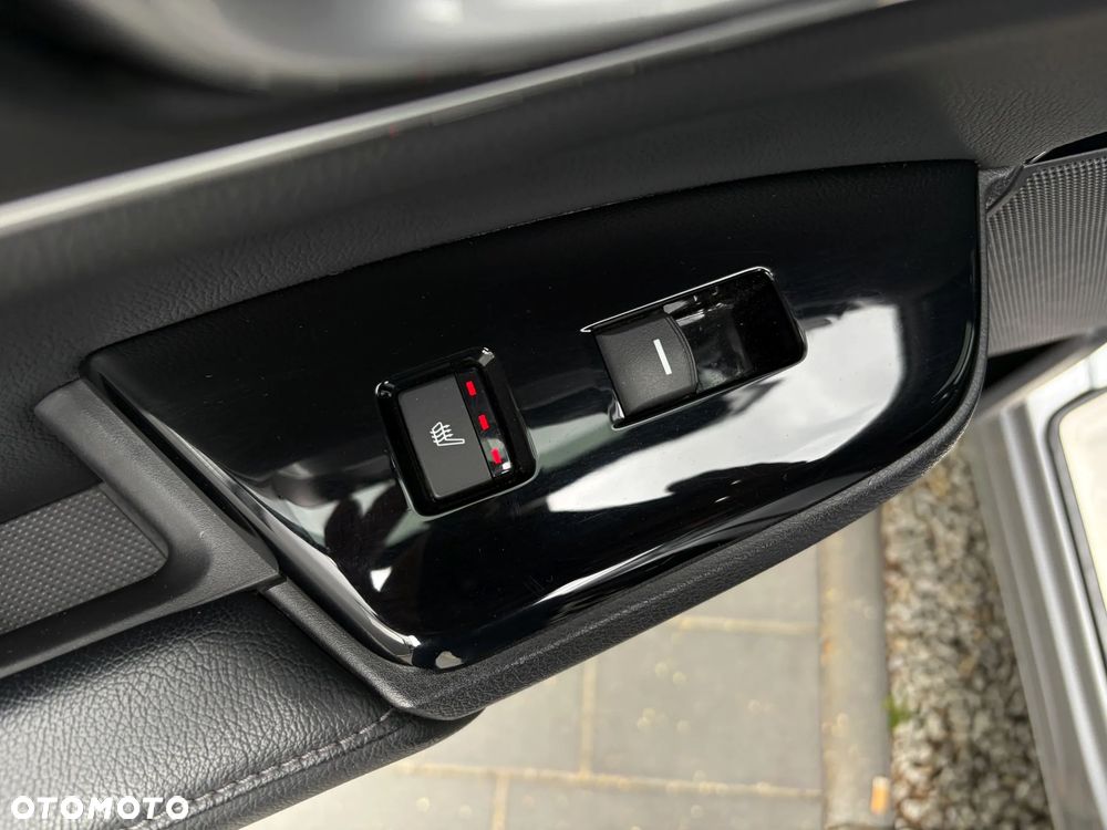 Honda CR-V 1.5 Executive (Honda Connect+) CVT - 35