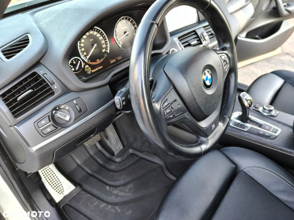 BMW X3 xDrive35i - 16