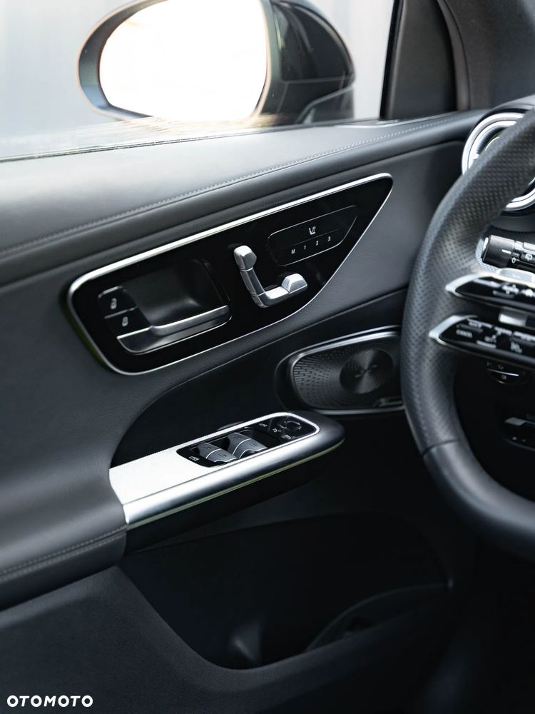 Mercedes-Benz GLC 300 d mHEV 4-Matic AMG Line - 23
