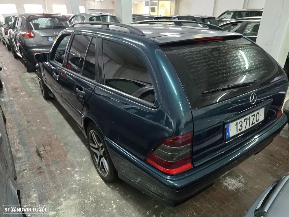 Mercedes-Benz C 250 - 4