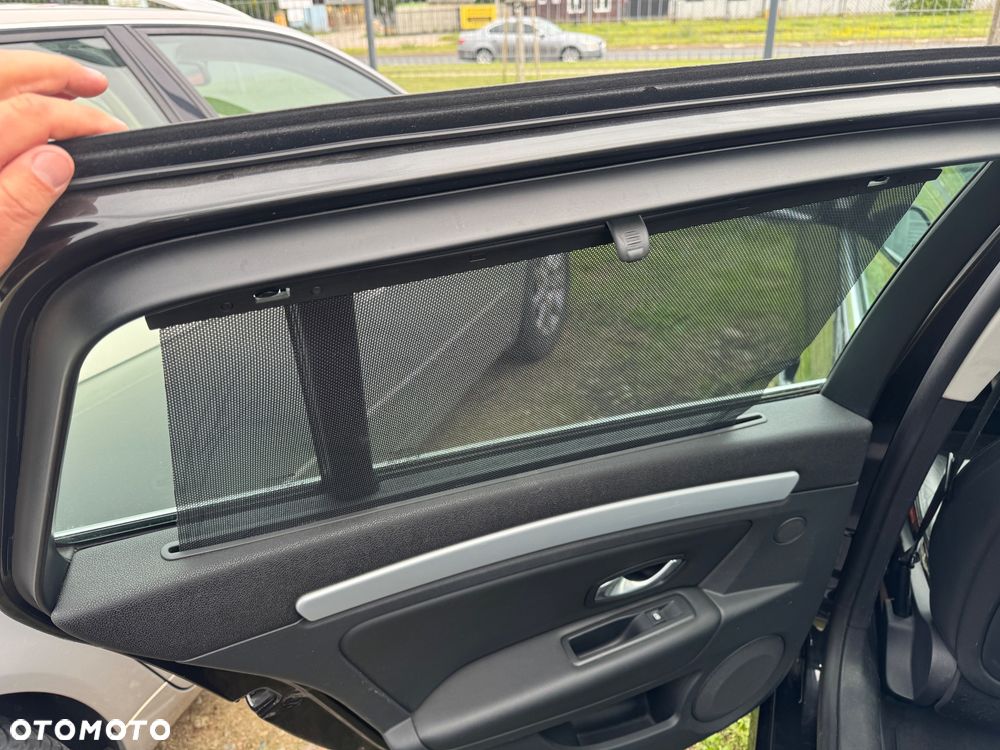 Renault Laguna 2.0 dCi GT Euro5 - 8