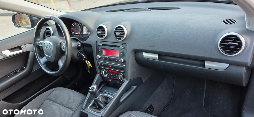 Audi A3 Sportback - 12