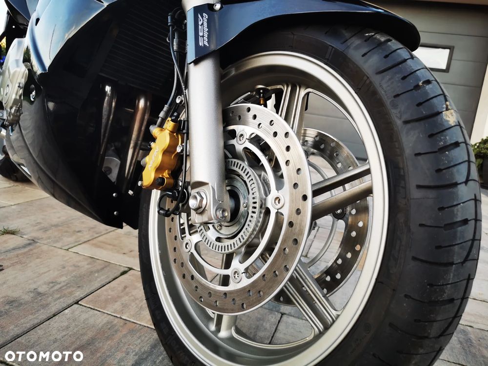 Honda CBF - 28